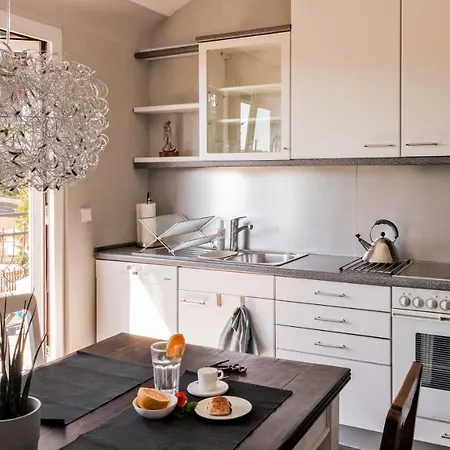 Charmante, Grosszuegige Fleurie